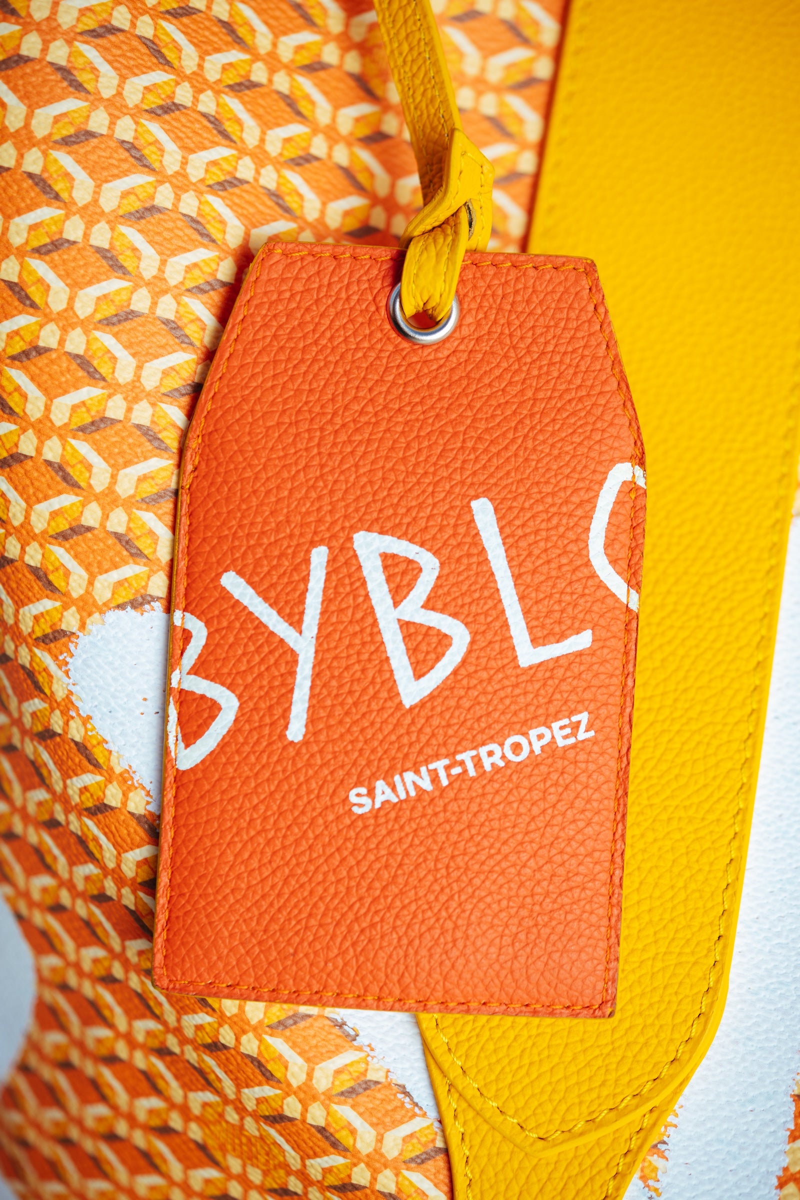 Étiquette de bagage Byblos × Pinel & Pinel